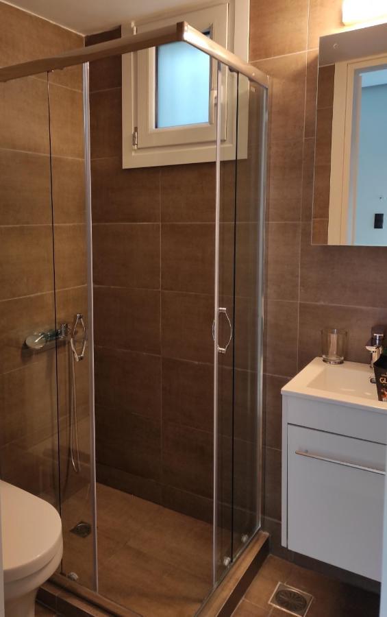Apartment Polyxenia's πλησίον υγεία - μητέρα - ιασώ - οακα *