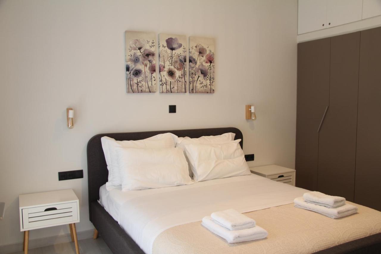 Apartment Polyxenia's πλησίον υγεία - μητέρα - ιασώ - οακα *